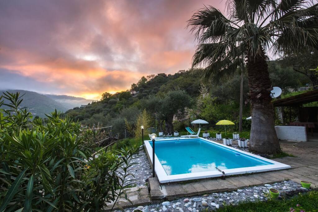 Holiday Home Lucifero Contura Exterior photo
